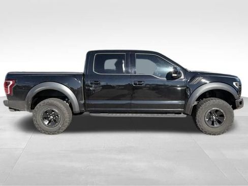 Used 2018 Ford F150 Raptor w/ Equipment Group 802A Luxury AWD/4WD image 24