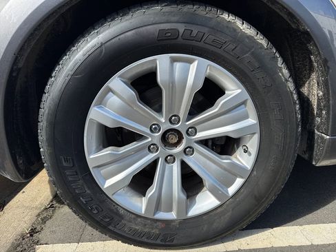 Used 2017 Nissan Armada SL w/ Technology Package image 9