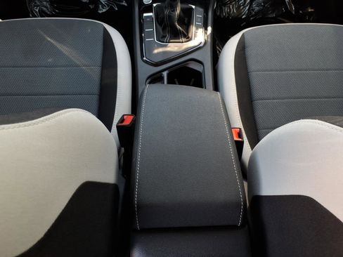 Certified 2025 Volkswagen Taos S FWD image 24