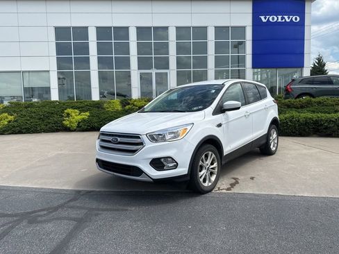 Used 2019 Ford Escape SE AWD/4WD image 14