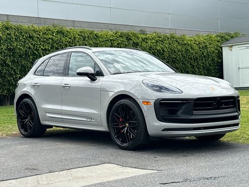 Certified 2022 Porsche Macan GTS AWD/4WD image 10