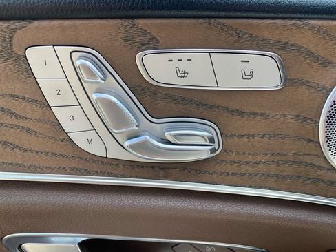 Used 2018 Mercedes-Benz E 300 image 18