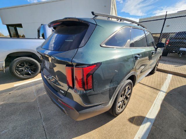 Used 2023 Kia Sorento S w/ Panoramic Sunroof Package AWD/4WD image 6