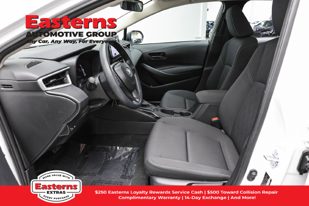 Used 2026 Toyota Corolla LE FWD image 14