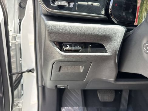 Used 2024 Lexus NX 250 FWD image 57