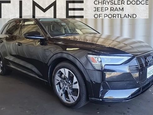 Used 2021 Audi e-tron Premium w/ Convenience Plus Package AWD/4WD image 1