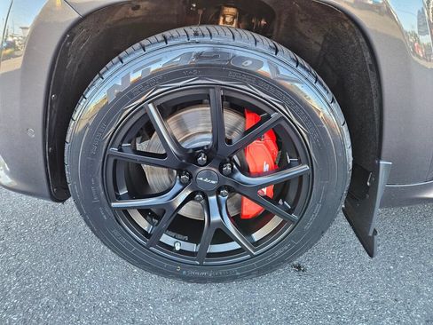 Used 2021 Jeep Grand Cherokee SRT AWD/4WD image 9