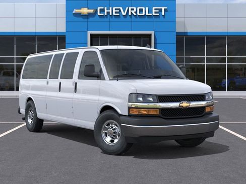 New 2025 Chevrolet Express 3500 LS w/ Chrome Appearance Package image 7