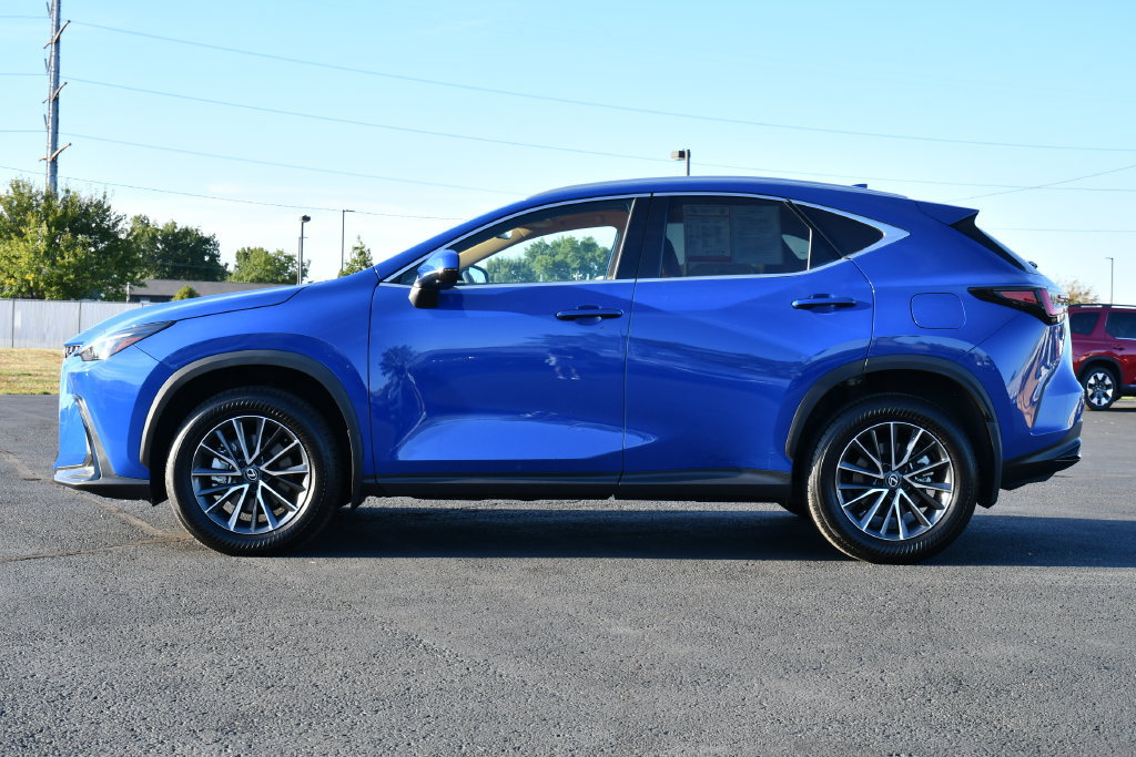 Used 2025 Lexus NX 350 AWD w/ Cold Area Package image 4