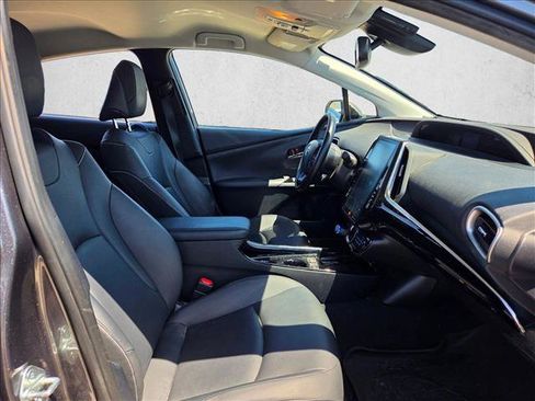 Certified 2020 Toyota Prius Prime Limited FWD image 18