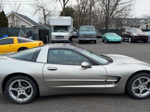 Used 2000 Chevrolet Corvette Coupe w/ Memory Pkg image 14