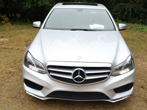 Used 2016 Mercedes-Benz E 350 Sedan image 5