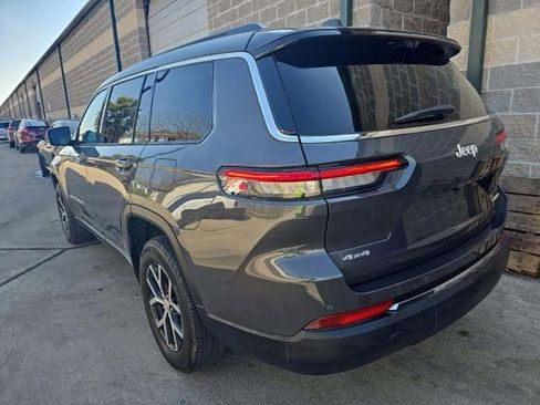 Used 2024 Jeep Grand Cherokee L Limited w/ Luxury Tech Group II image 2