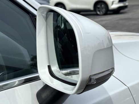 Used 2019 Volvo XC90 T6 Momentum w/ Advanced Package image 28