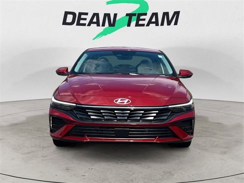 New 2025 Hyundai Elantra Limited image 2