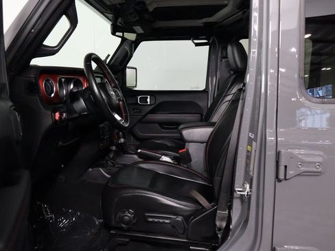 Used 2021 Jeep Wrangler Unlimited Rubicon AWD/4WD image 10