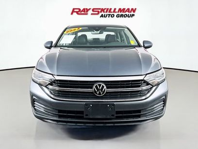 Used 2024 Volkswagen Jetta SE
