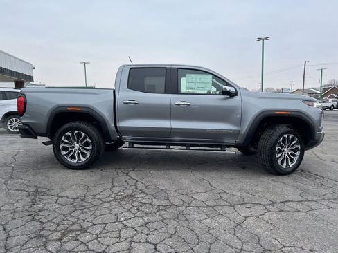 New 2026 GMC Canyon Denali image 4