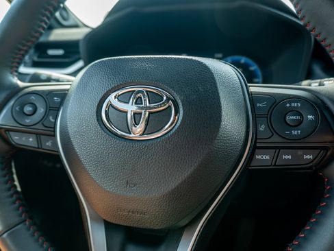 Used 2025 Toyota RAV4 XSE w/ Premium Package AWD/4WD image 30