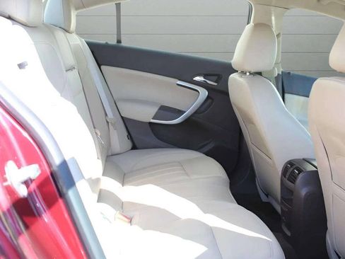 Used 2016 Buick Regal Premium image 21