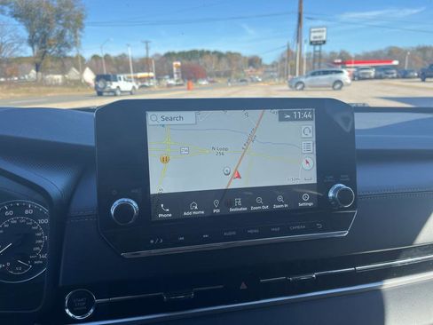 Used 2024 Mitsubishi Outlander SE image 19