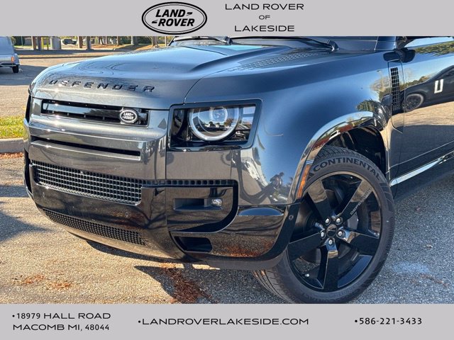Used 2026 Land Rover Defender 110 X-Dynamic SE AWD/4WD image 9