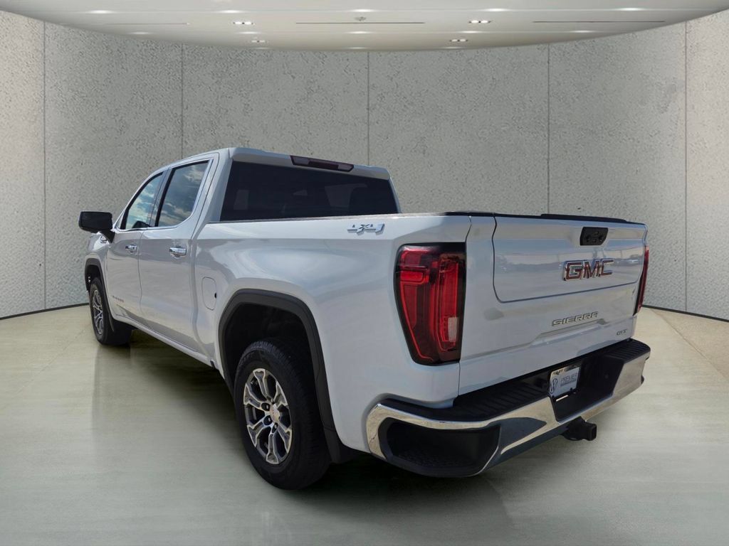 Used 2025 GMC Sierra 1500 SLT AWD/4WD image 3