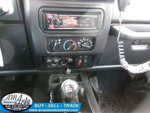 Used 2006 Jeep Wrangler Rubicon image 10