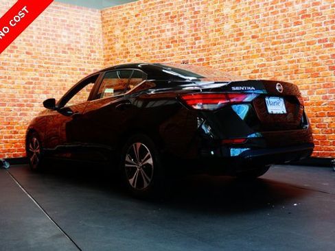 Used 2022 Nissan Sentra SV image 5