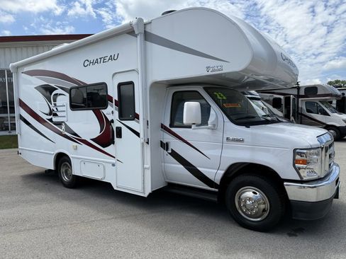 Used 2023 Ford E-350 and Econoline 350 Super Duty w/ Motorhome Prep Package image 29