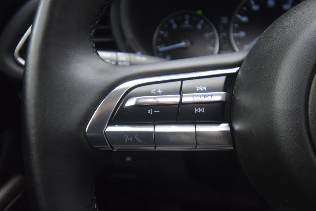 Used 2023 MAZDA CX-30 AWD 2.5 S w/ Premium Package image 32