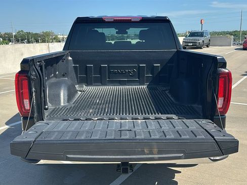 Used 2025 GMC Sierra 1500 SLT AWD/4WD image 32