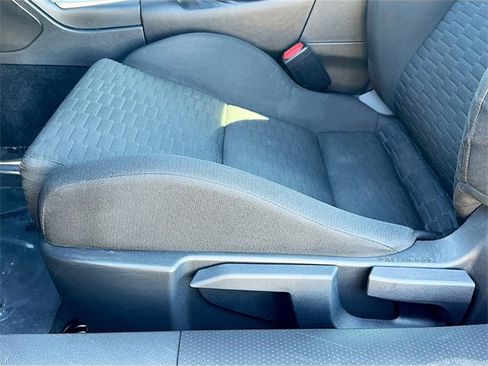 Used 2022 Toyota GR86 image 17