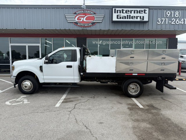 Used 2018 Ford F350 XL w/ Power Equipment Group AWD/4WD image 1