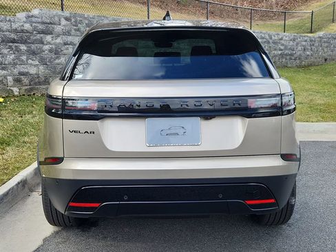 Used 2026 Land Rover Range Rover Velar S AWD/4WD image 7