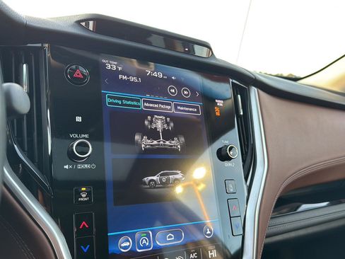 Used 2022 Subaru Outback Touring XT image 21