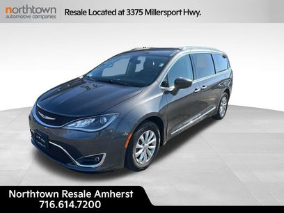 Used 2018 Chrysler Pacifica Touring-L