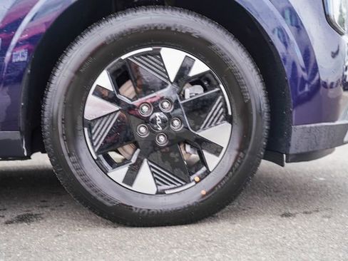 New 2026 Kia Carnival LXS image 10