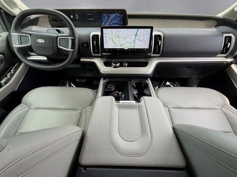 Certified 2025 Ford Expedition Max Active AWD/4WD image 3