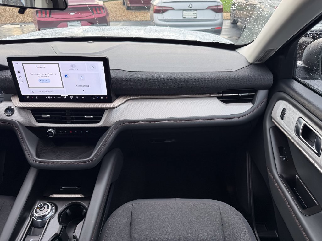 Certified 2025 Ford Explorer Active AWD/4WD image 23