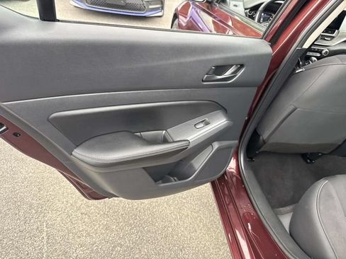Used 2024 Nissan Altima 2.5 SV w/ SV Premium Package FWD image 18