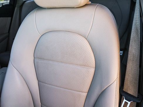 Used 2017 Mercedes-Benz GLC 300 GLC 300 image 24