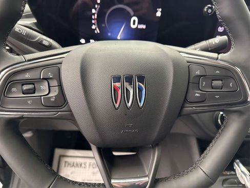 Used 2025 Buick Envista Preferred w/ Convenience I Package image 24