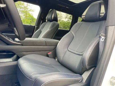 Certified 2026 INFINITI QX80 4WD image 18
