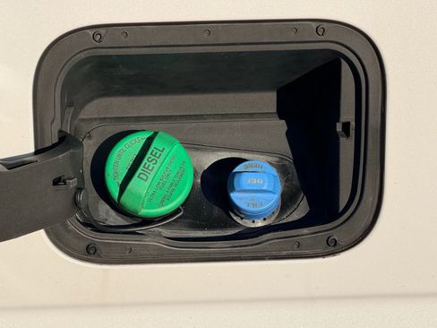 Used 2023 Ford F450 Lariat w/ Lariat Ultimate Package image 16