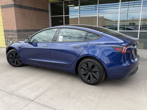 Used 2025 Tesla Model 3 Long Range RWD image 5