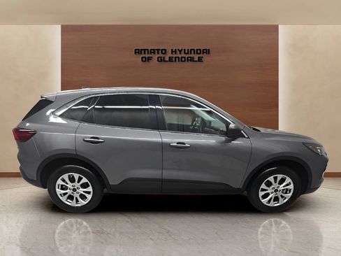 Used 2024 Ford Escape Active AWD/4WD image 7