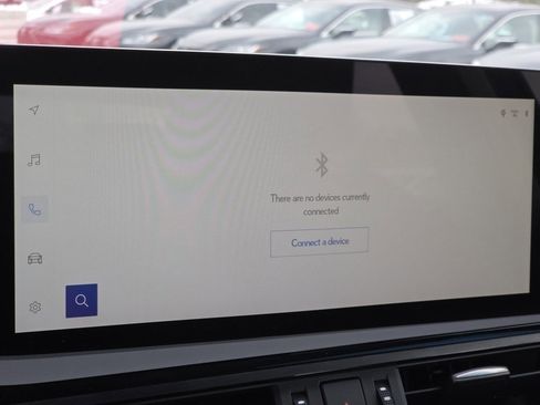 Certified 2025 Lexus ES 300h w/ Premium Package image 12