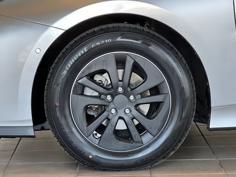 Certified 2021 Toyota Prius LE image 26