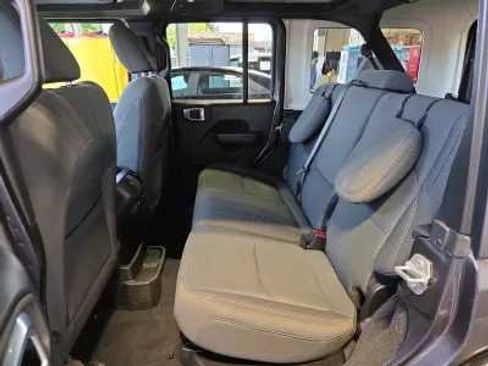 Used 2024 Jeep Wrangler Unlimited w/ Convenience Group AWD/4WD image 6